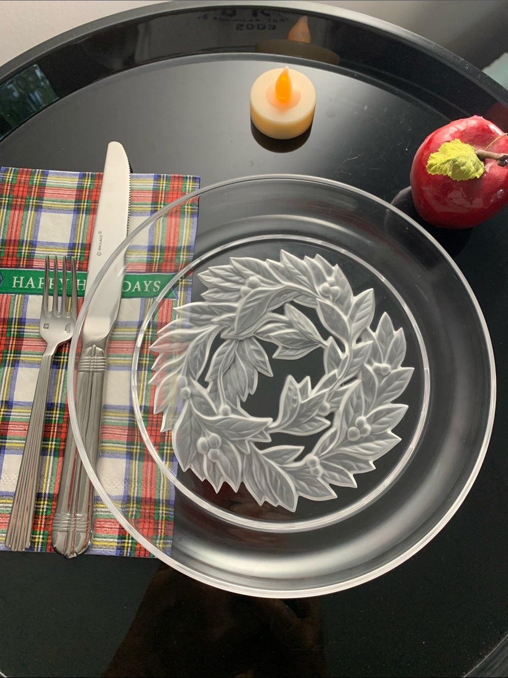 SASAKI CRYSTAL Clear 7 3/4 in Plate with Frosted Wreath Motif plus Fork & Knife